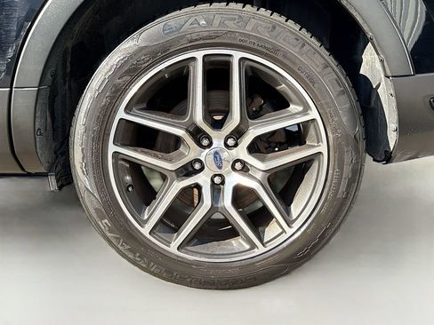 Used 2018 Ford Explorer Sport AWD/4WD image 32