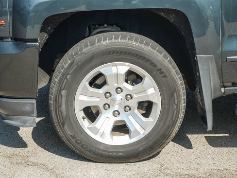 Used 2018 Chevrolet Silverado 1500 LT w/ All Star Edition AWD/4WD image 11