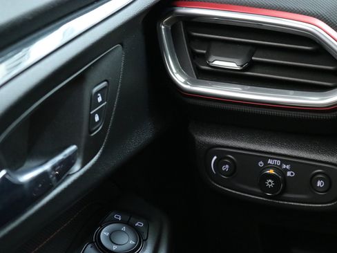 Certified 2023 Chevrolet TrailBlazer RS w/ Convenience Package image 15