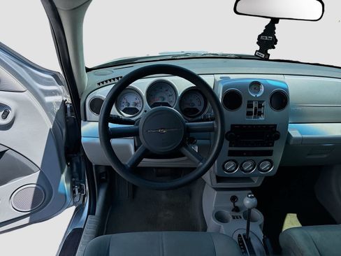 Used 2007 Chrysler PT Cruiser FWD image 19