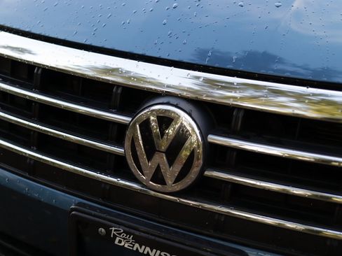 Used 2020 Volkswagen Jetta S w/ Driver Assistance Package image 27