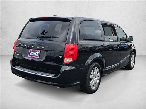 Used 2019 Dodge Grand Caravan SE w/ UConnect Hands-Free Group FWD image 5