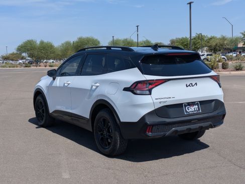 Certified 2025 Kia Sportage X-Pro AWD/4WD image 3
