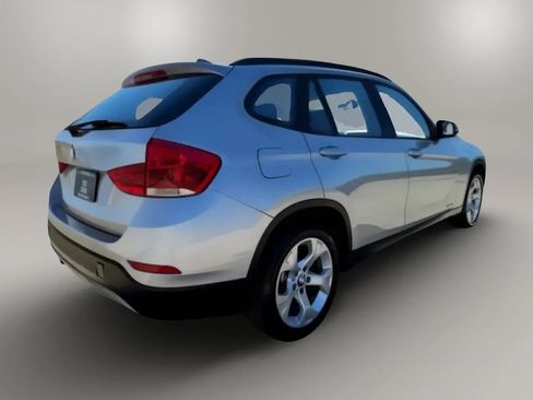 Used 2014 BMW X1 sDrive28i RWD image 9