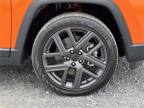 New 2026 Jeep Compass Latitude image 25