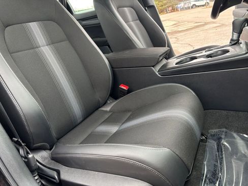 Used 2025 Honda Civic Sport image 24