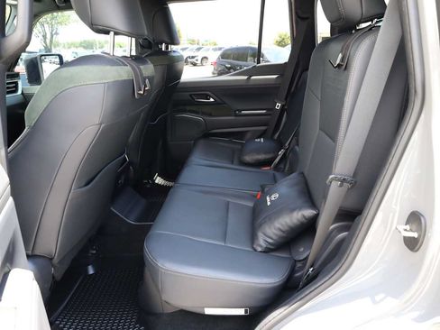 Used 2024 Lexus GX 550 AWD/4WD image 40