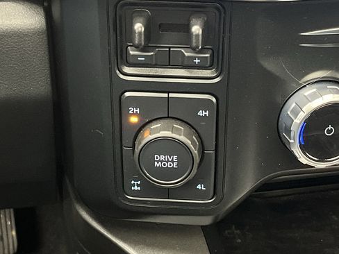 Used 2023 Ford F250 Lariat w/ Lariat Ultimate Package image 18