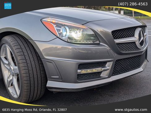 Used 2016 Mercedes-Benz SLK 300 image 9