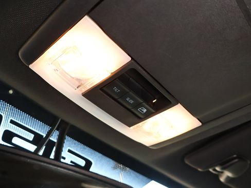 Used 2010 Ford F150 Raptor image 23