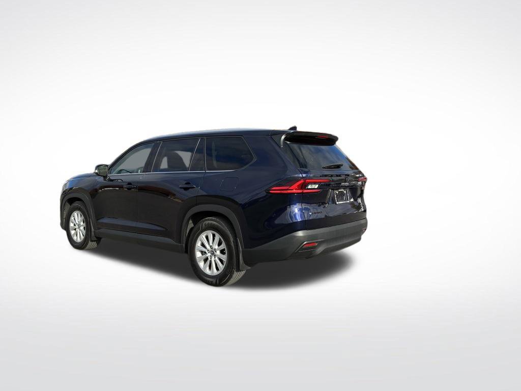 Used 2025 Toyota Grand Highlander AWD Hybrid image 3
