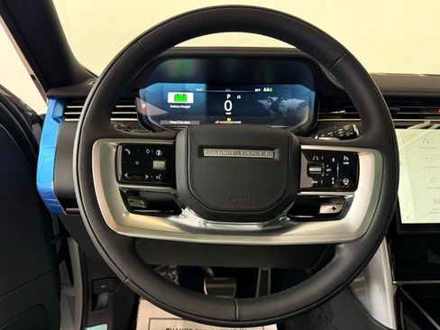 New 2025 Land Rover Range Rover SE image 24