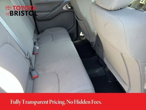 Used 2019 Nissan Frontier SV w/ Value Truck Package AWD/4WD image 19