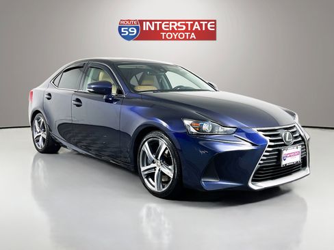 Used 2018 Lexus IS 300 AWD w/ Comfort Package image 1