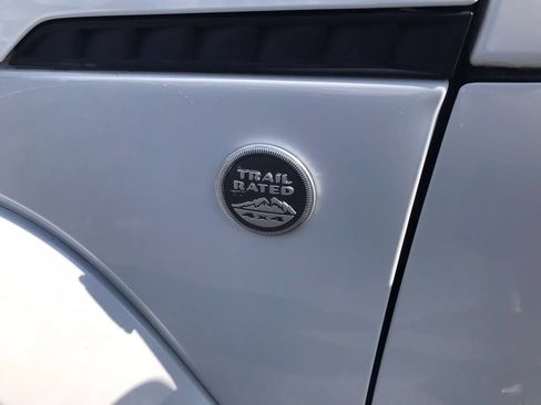 Used 2012 Jeep Liberty Sport AWD/4WD image 37