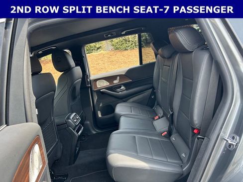 Used 2025 Mercedes-Benz GLS 450 4MATIC image 7