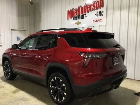 New 2026 Chevrolet Equinox RS image 3