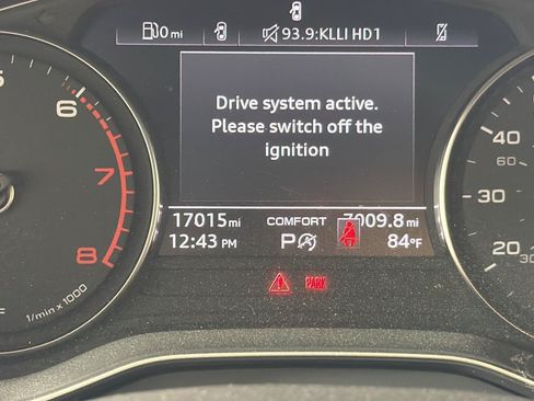 Used 2023 Audi Q5 2.0T Premium w/ Convenience Package AWD/4WD image 23