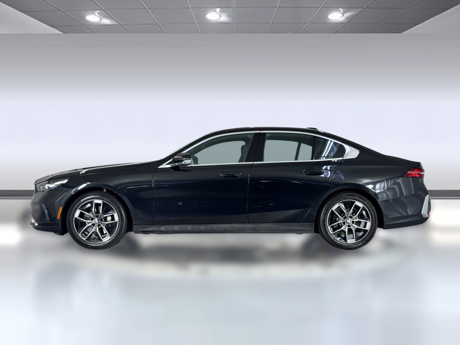 Used 2026 BMW 530i w/ Premium Package RWD image 2