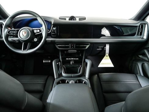 New 2026 Porsche Cayenne S image 22