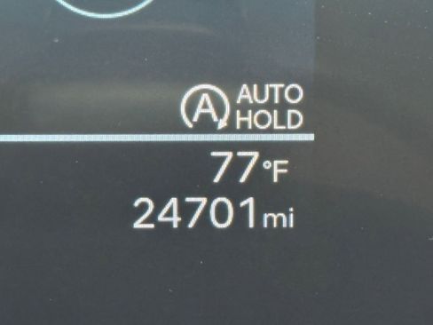Used 2025 Hyundai Santa Fe SEL AWD/4WD image 9