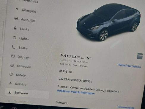 Used 2024 Tesla Model Y Long Range image 4