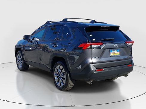 Used 2025 Toyota RAV4 XLE Premium FWD image 5