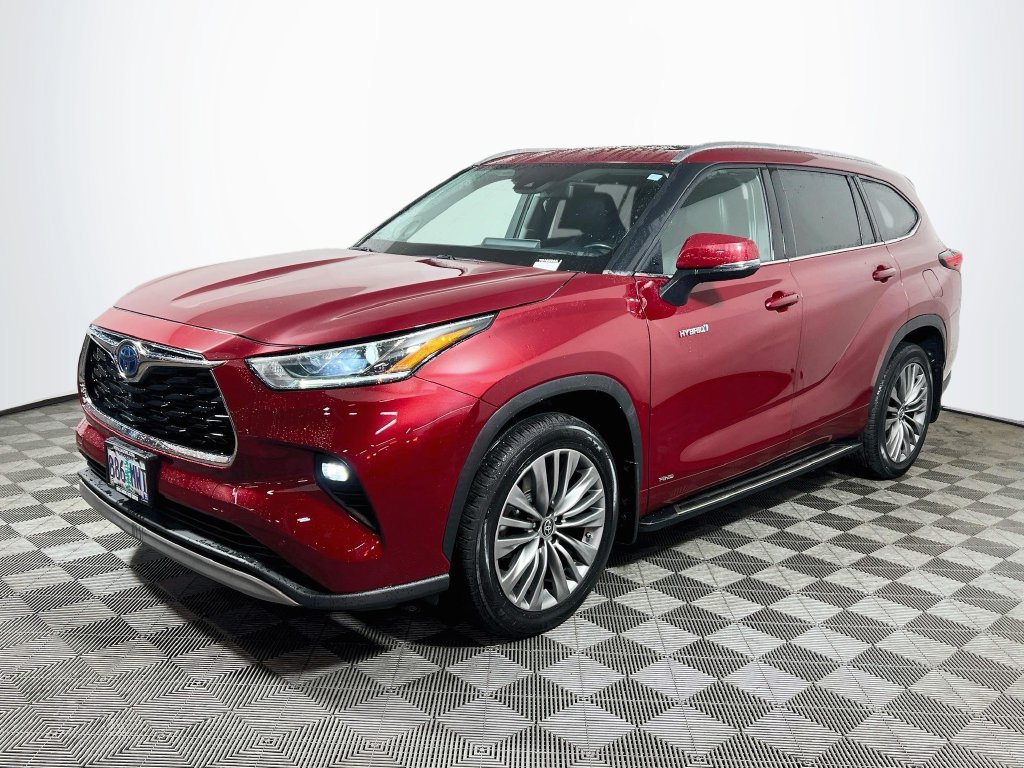 Certified 2021 Toyota Highlander Platinum AWD/4WD image 3