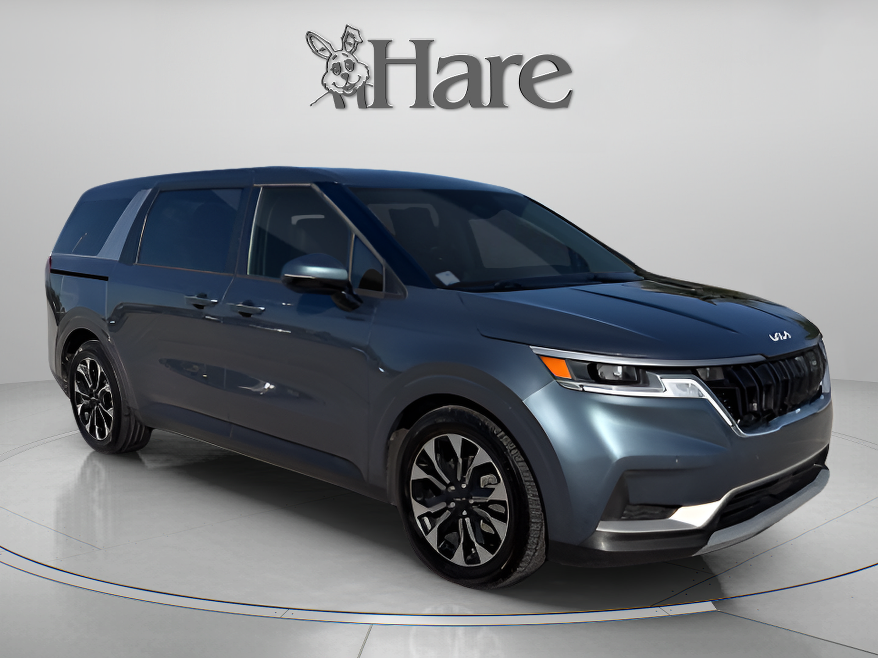 Used 2022 Kia Carnival EX FWD image 7