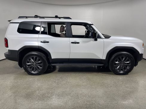 Certified 2025 Toyota Land Cruiser image 2