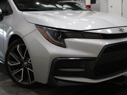 Used 2021 Toyota Corolla SE image 40