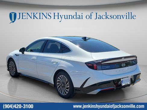 New 2026 Hyundai Sonata Limited FWD image 5
