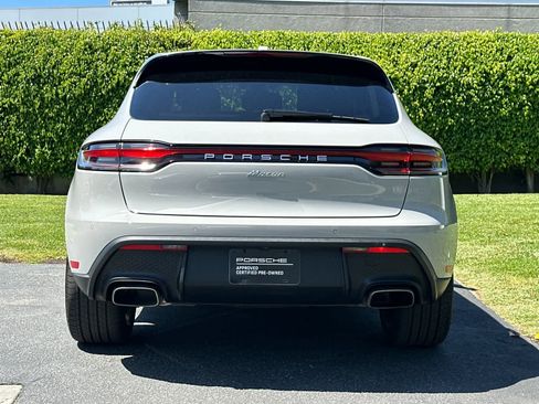 Certified 2025 Porsche Macan AWD/4WD image 7