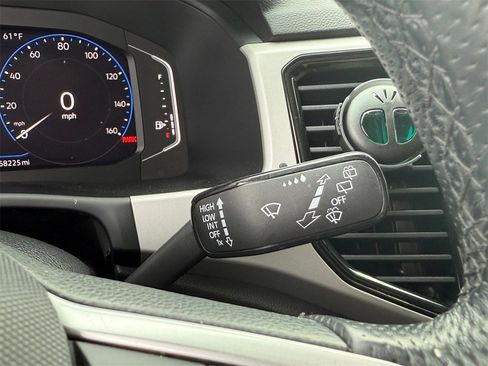 Used 2021 Volkswagen Atlas SEL Premium image 28