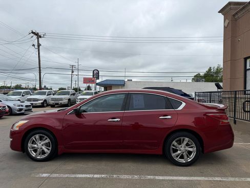 Used 2013 Nissan Altima 2.5 SV FWD image 8