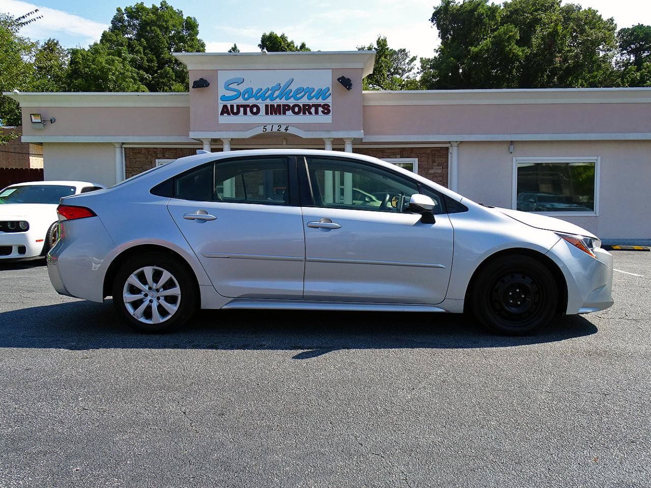 Used 2021 Toyota Corolla LE FWD image 8