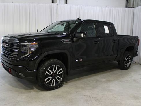 Used 2023 GMC Sierra 1500 AT4 w/ AT4 Premium Package image 28