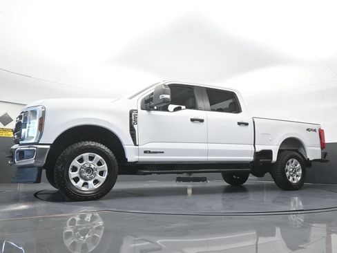Used 2024 Ford F250 XLT AWD/4WD image 59