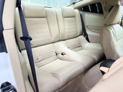 Used 2006 Ford Mustang GT Premium image 31