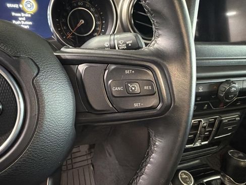 Used 2021 Jeep Wrangler Unlimited Sport AWD/4WD image 26