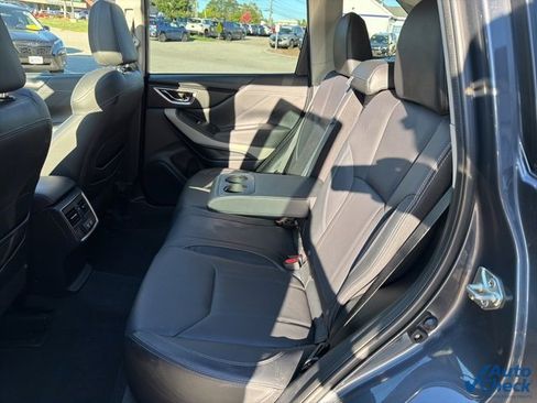 Used 2023 Subaru Forester Limited image 32