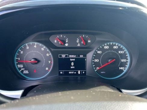 Used 2022 Chevrolet Traverse LS image 13