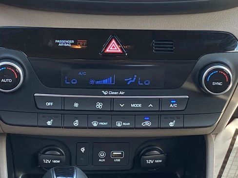 Used 2021 Hyundai Tucson Limited image 11