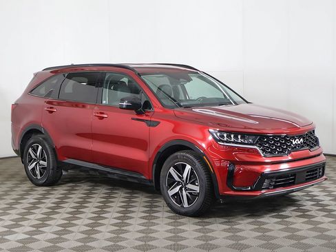 Used 2023 Kia Sorento EX FWD image 2