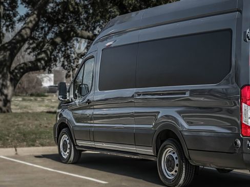 Used 2020 Ford Transit 250 148 High Roof Extended image 13