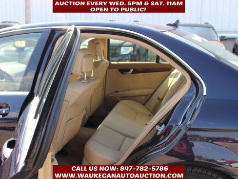 Used 2008 Mercedes-Benz C 300 4MATIC Sedan w/ P1 Pkg image 7