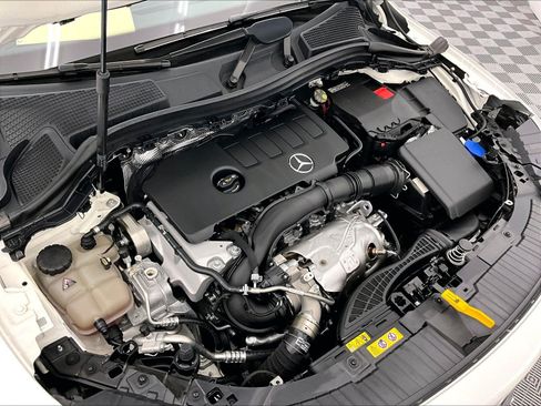 Certified 2023 Mercedes-Benz GLA 250 image 30