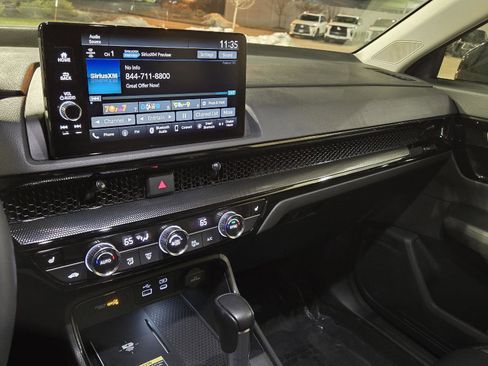 Used 2025 Honda CR-V EX-L image 31