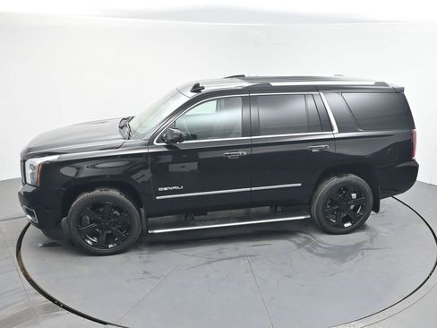 Used 2018 GMC Yukon Denali w/ Denali Ultimate Package image 32