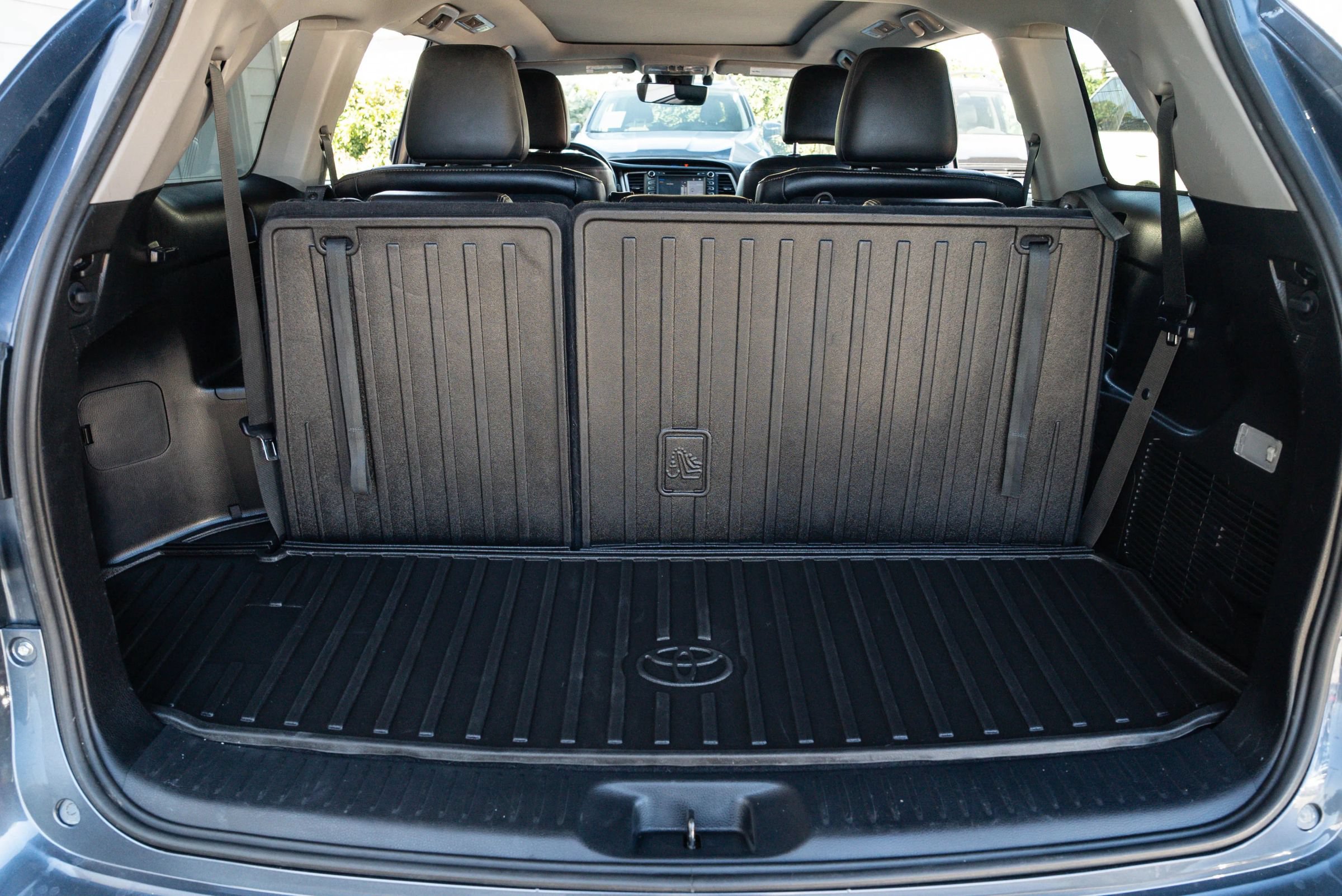 Used 2018 Toyota Highlander Limited Platinum AWD/4WD image 7
